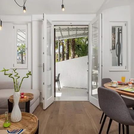 Apartman Rhea Opatija Exterior photo